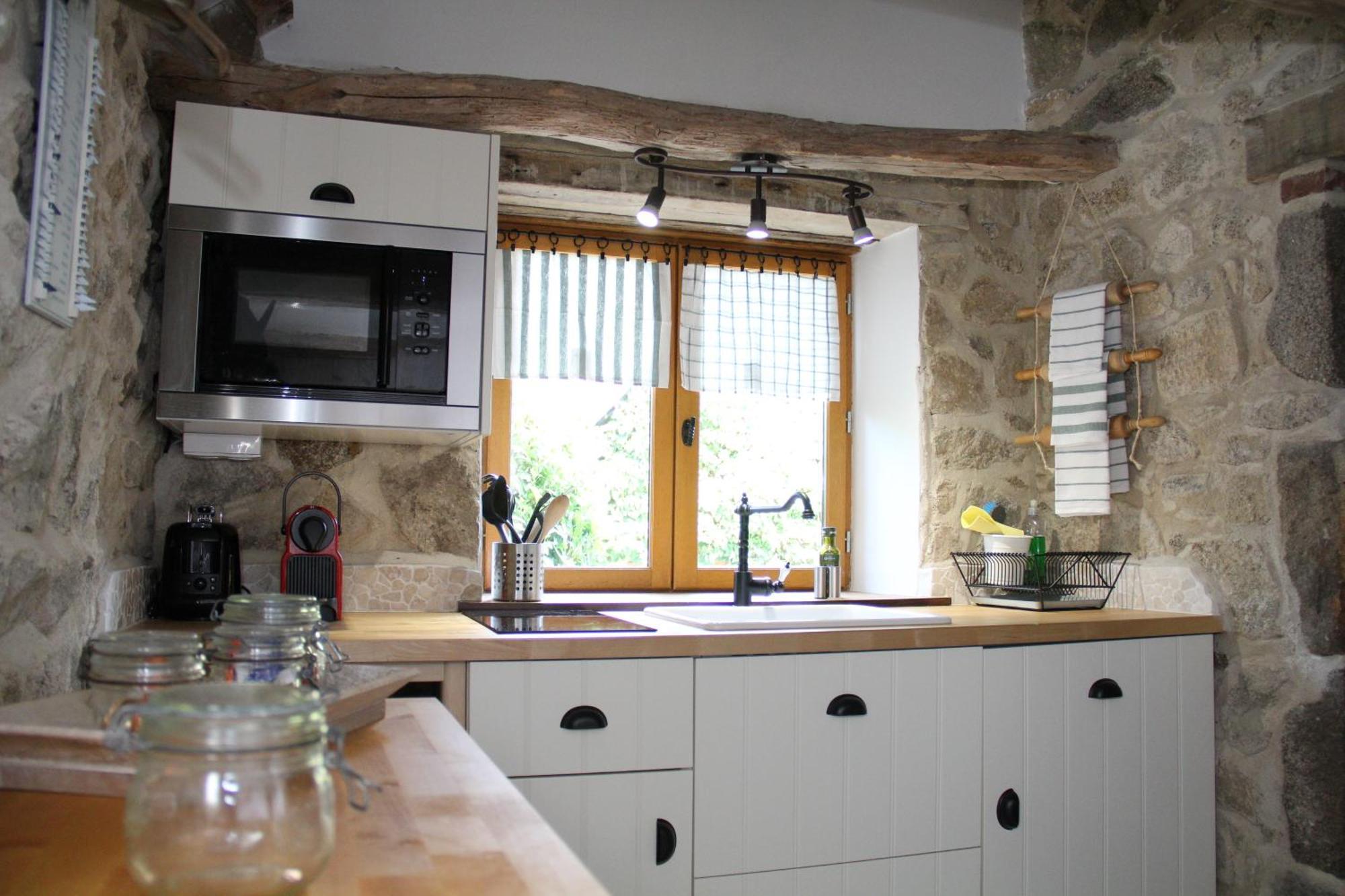 La Belle Ame Bed & Breakfast Saint-Priest-des-Champs Room photo
