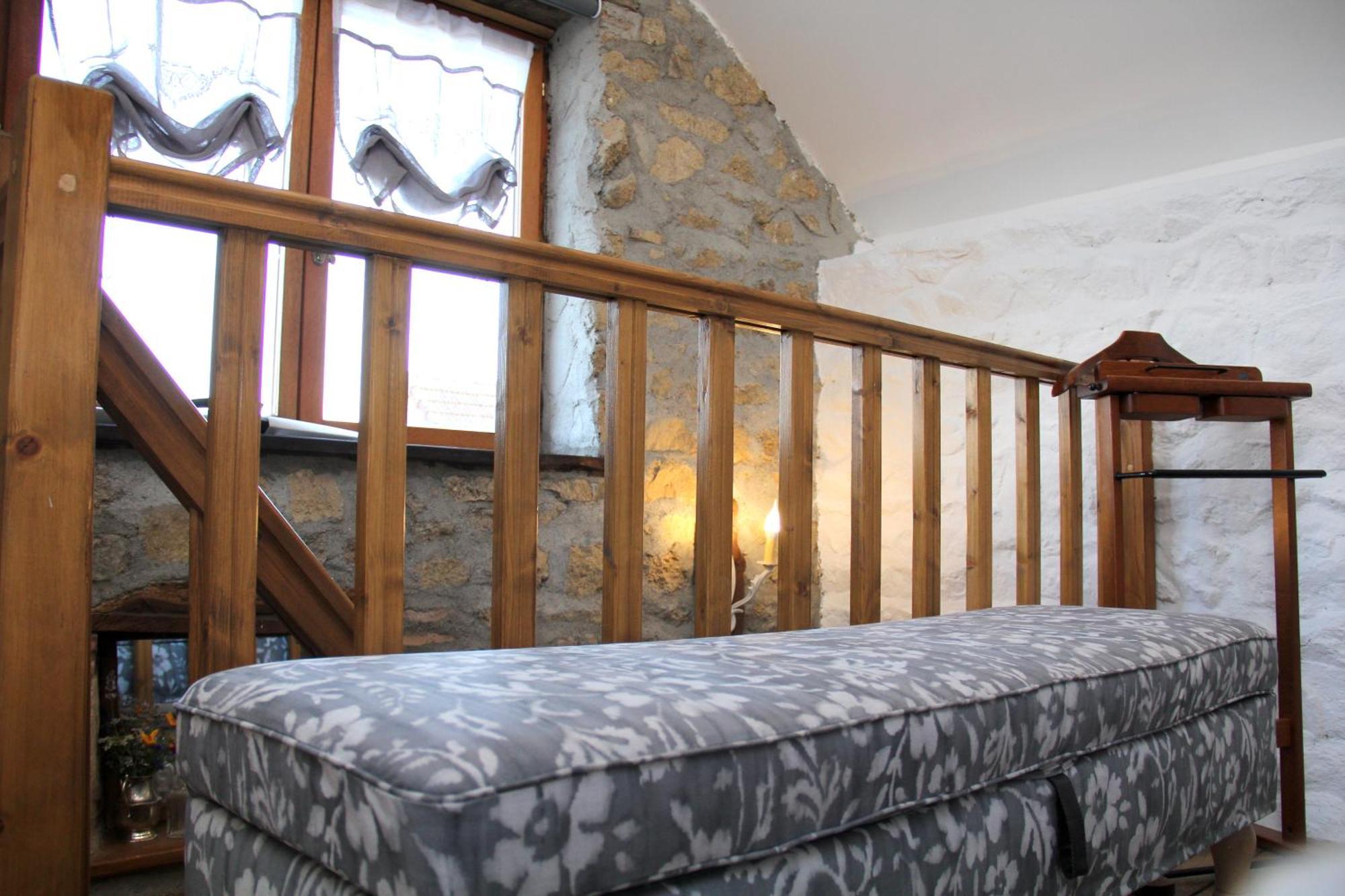 La Belle Ame Bed & Breakfast Saint-Priest-des-Champs Room photo